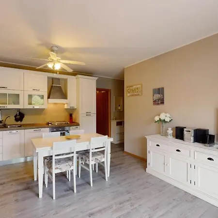 Al Moro Apartment Arolo