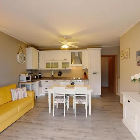 Al Moro Apartament Arolo