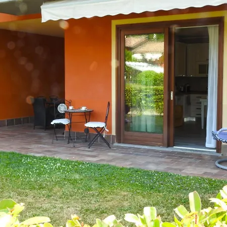 Al Moro Apartament Arolo